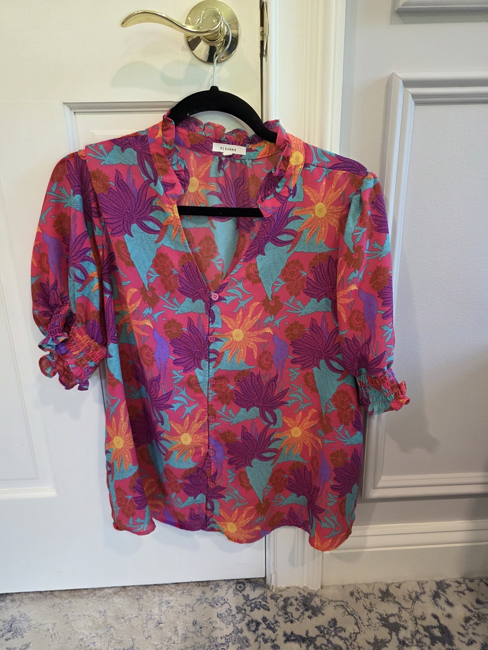 Pleione Pink Floral Button-Front Blouse - Size Large